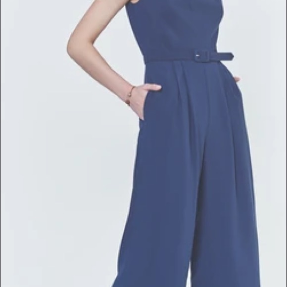 Gal meets Glam “Deliah” jumpsuit - Picture 4 of 5